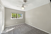 3222 Knoll Manor19