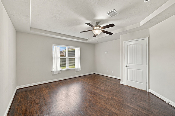 8119 W. Pine Creek Bend 24