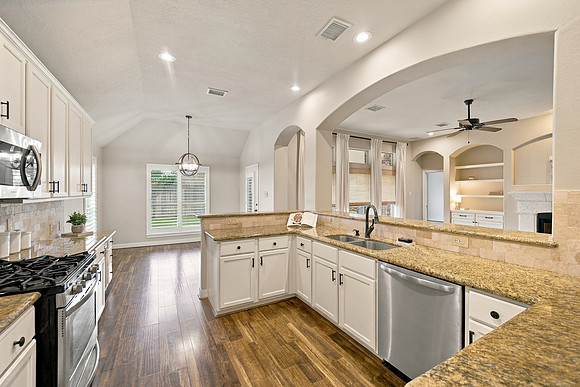 09623706 indian Hills