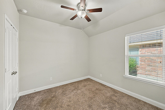 8119 W. Pine Creek Bend 8