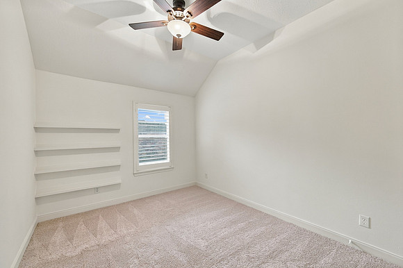 11123706 indian Hills