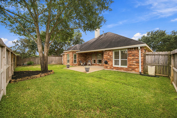 16123706 indian Hills