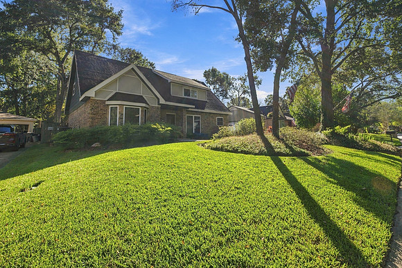 3222 Knoll Manor1