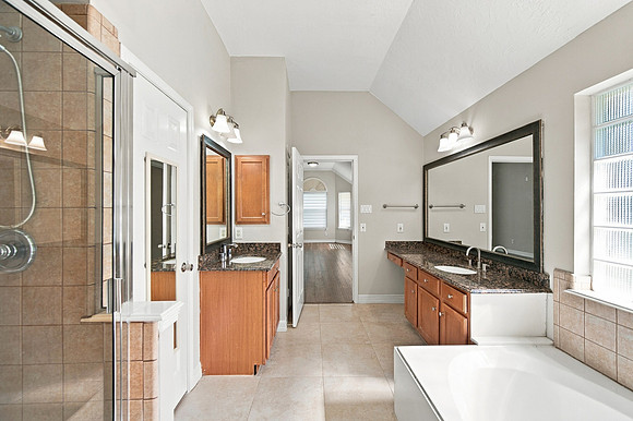 10010 Red Mesa Dr26