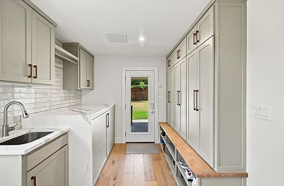 10823 Chimney Rock Rd-66