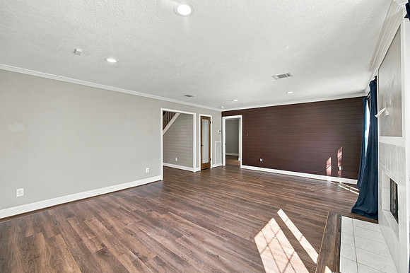 3222 Knoll Manor9