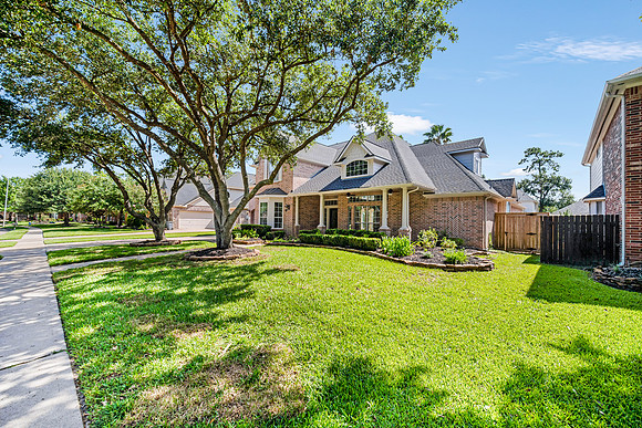 13910 Greenwood Manor Drive-3