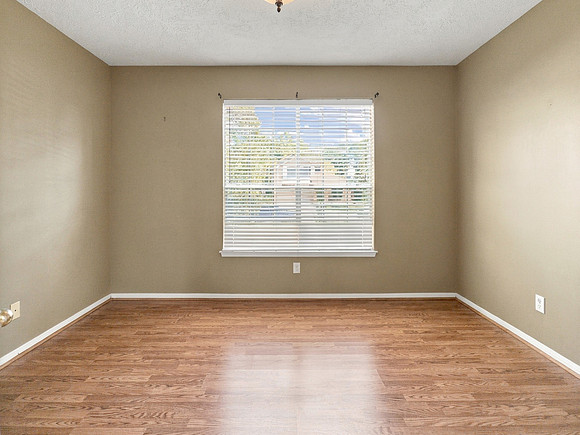 20911 Willow Shadows27