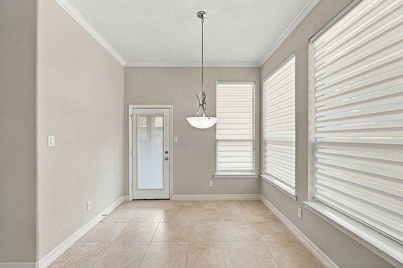10010 Red Mesa Dr15