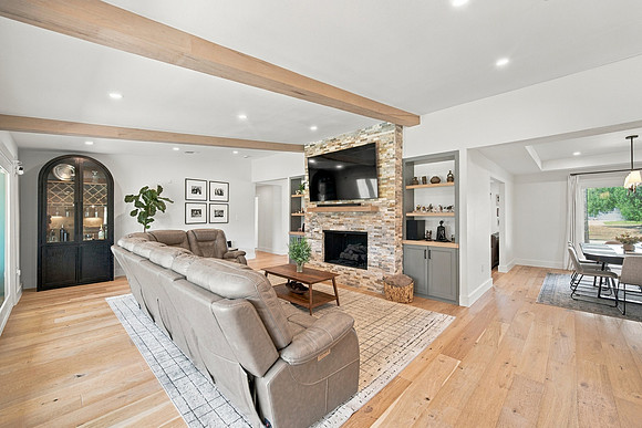 10823 Chimney Rock Rd-81