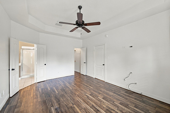 14123706 indian Hills