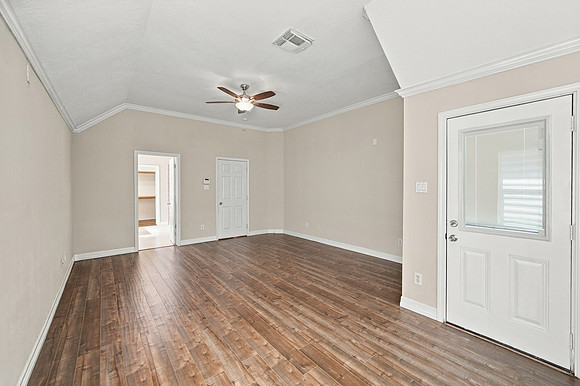 10010 Red Mesa Dr24