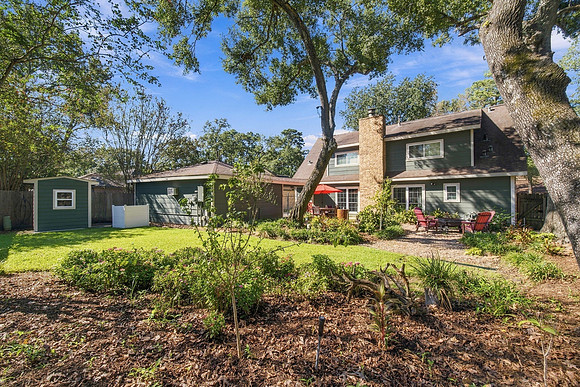 3222 Knoll Manor30