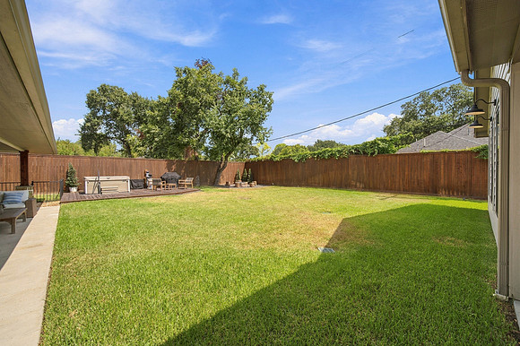 10823 Chimney Rock Rd-166