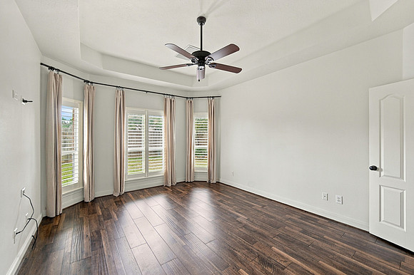 13123706 indian Hills