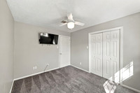 3222 Knoll Manor20