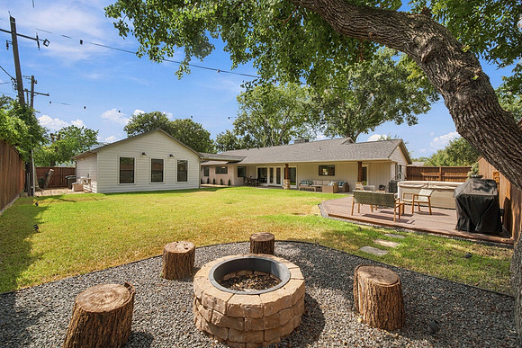 10823 Chimney Rock Rd-176