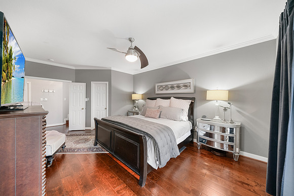 452MarinersDr-10