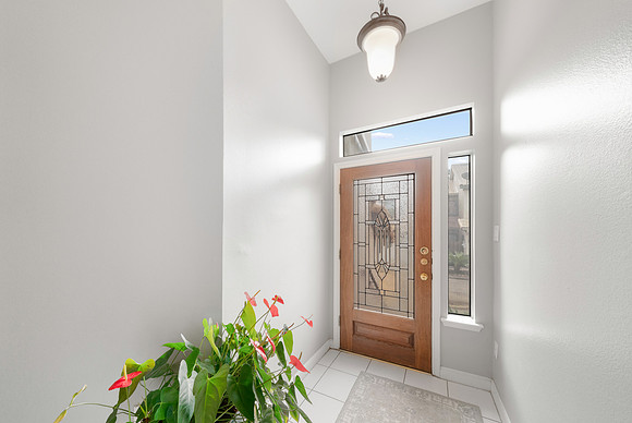 452MarinersDr-6