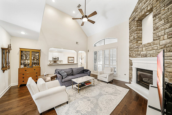 13411 General Gresham Ln-13