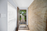 8814 Tavistock-7