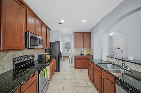 21822 Winsome Rose Ct-77