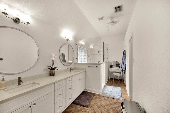 14110 Amber Hollow Court-23
