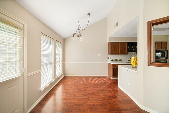 8507 Silver Fir Dr-11