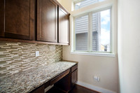 4432 Eli St A-11