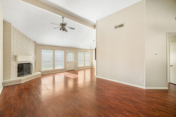 8507 Silver Fir Dr-8