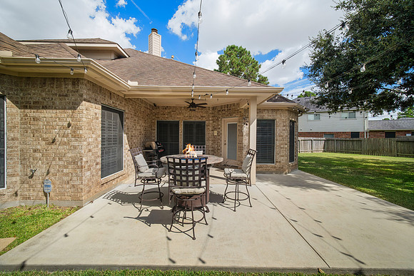 20414 Canyon Shadow Dr-32