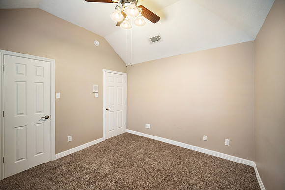 20414 Canyon Shadow Dr-24