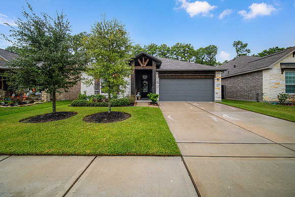 15615 Lakewood Terrace Drive-1