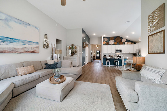 15615 Lakewood Terrace Drive-19
