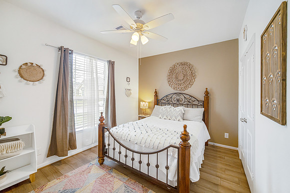 15615 Lakewood Terrace Drive-6