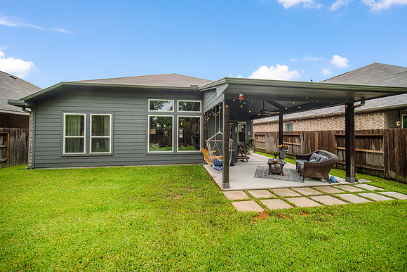 15615 Lakewood Terrace Drive-30