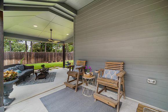15615 Lakewood Terrace Drive-27
