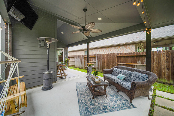 15615 Lakewood Terrace Drive-28