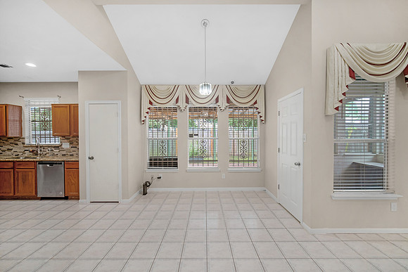 13535 San Martin Ln-75