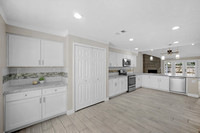 10306 Pear Oak Dr-15