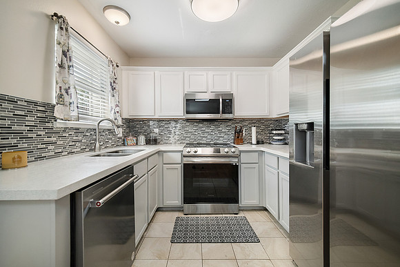 5531 Tiger Lily Way-6