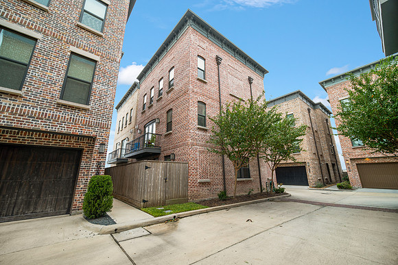2915 Hicks St-32