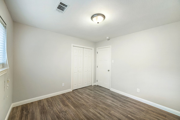 6302 Ash Oak-20