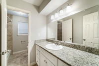 6302 Ash Oak-18