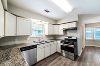 6302 Ash Oak-9