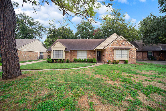 6302 Ash Oak-1