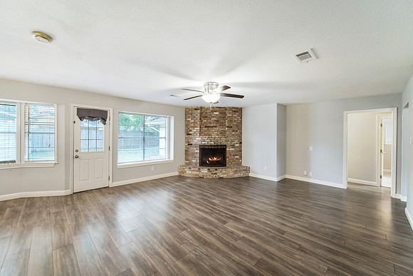 6302 Ash Oak-14