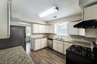 6302 Ash Oak-10