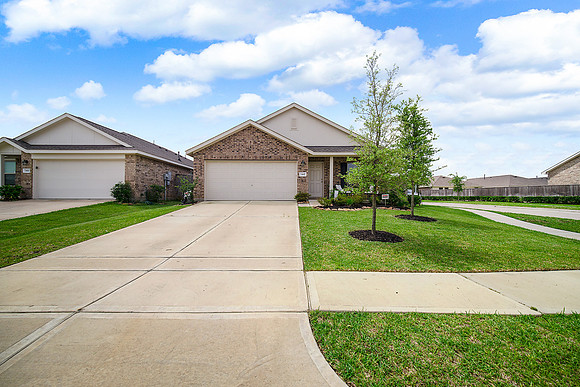 24147 Becker Hollow Ln-1