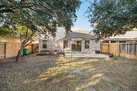 17327 Stones Peaks Drive-31